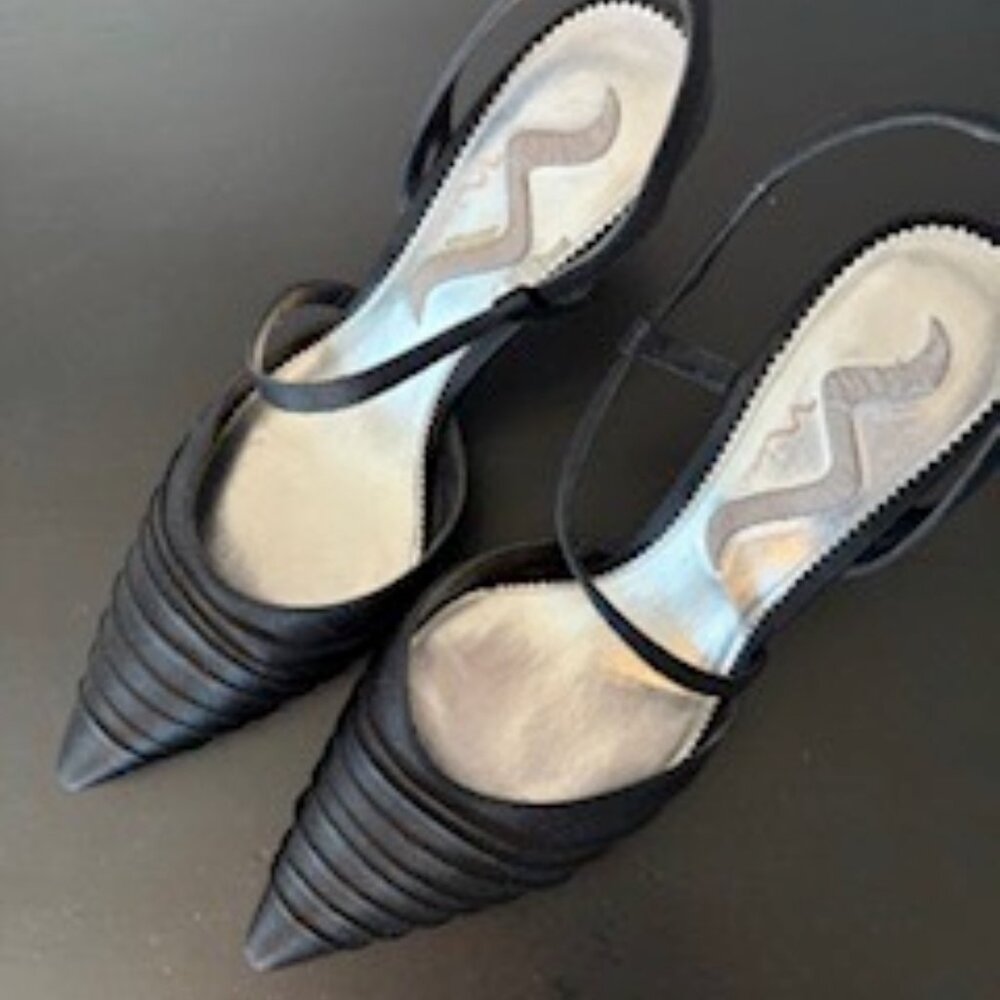 Nina Black Luster Satin Strappy Slingback shoe with Closed Toe size 8 M